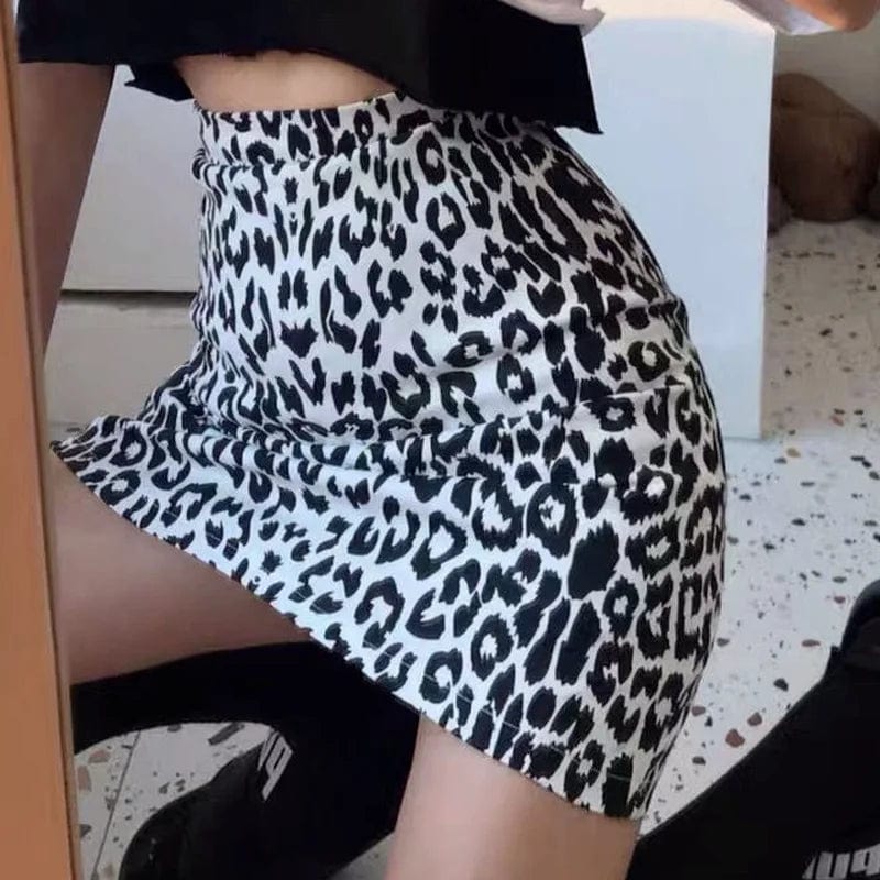 Leopard clothing White leopard mini skirt